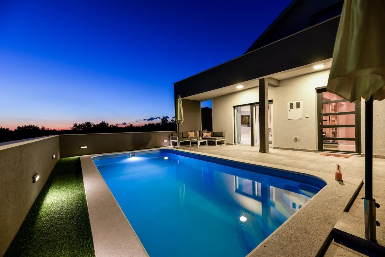 Luxurious Villa Natali Pridraga المظهر الخارجي الصورة