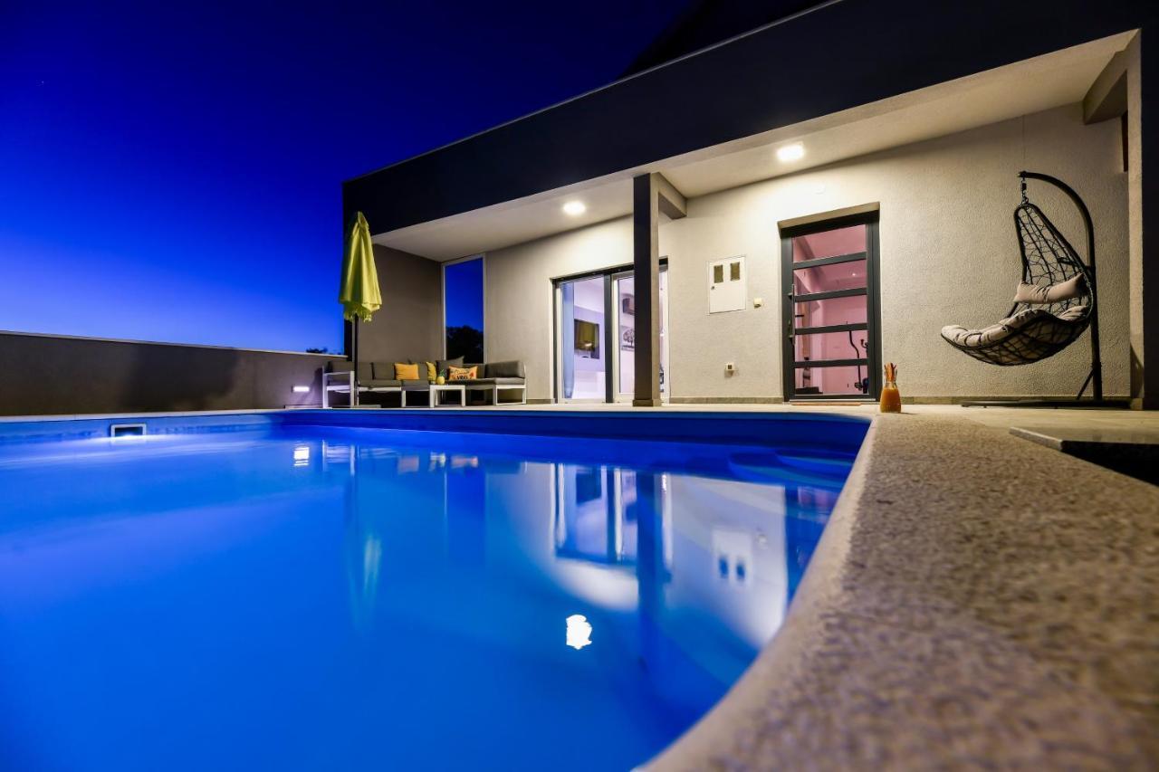 Luxurious Villa Natali Pridraga المظهر الخارجي الصورة